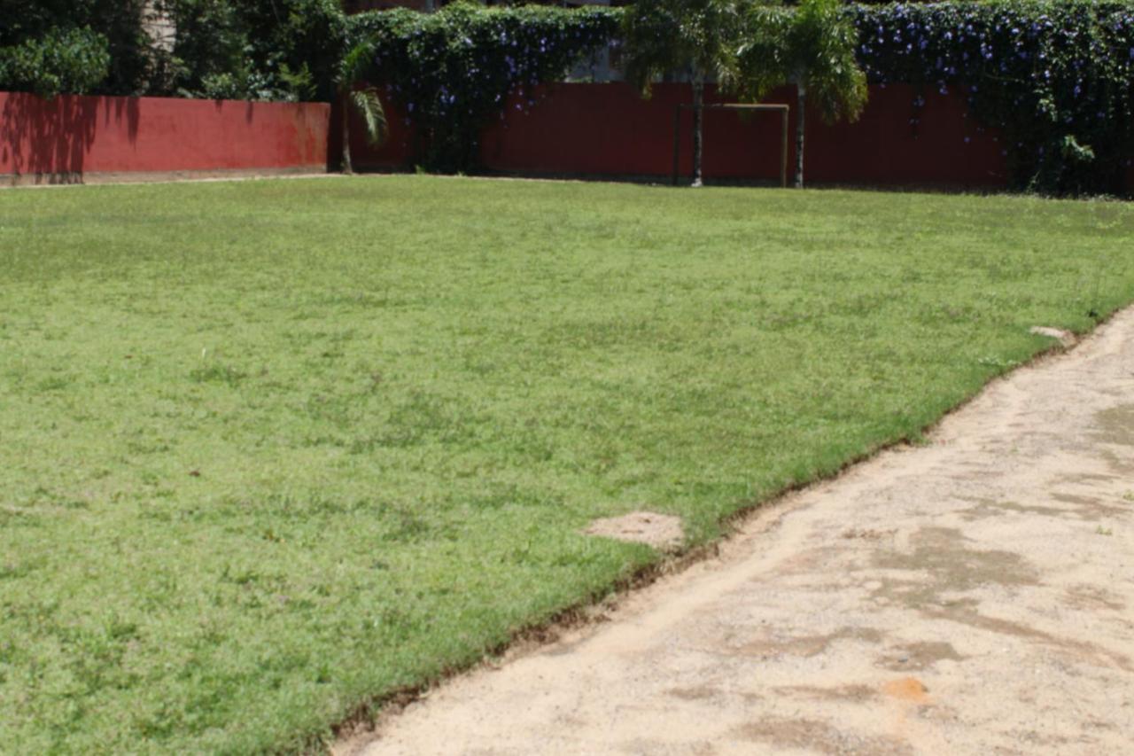 Сasa de vacaciones Casa Em Com Piscina - Residencial 50 M Da *